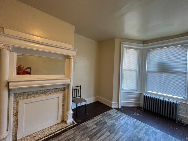 Photo - 1330 W Hunting Park Ave Unit 2