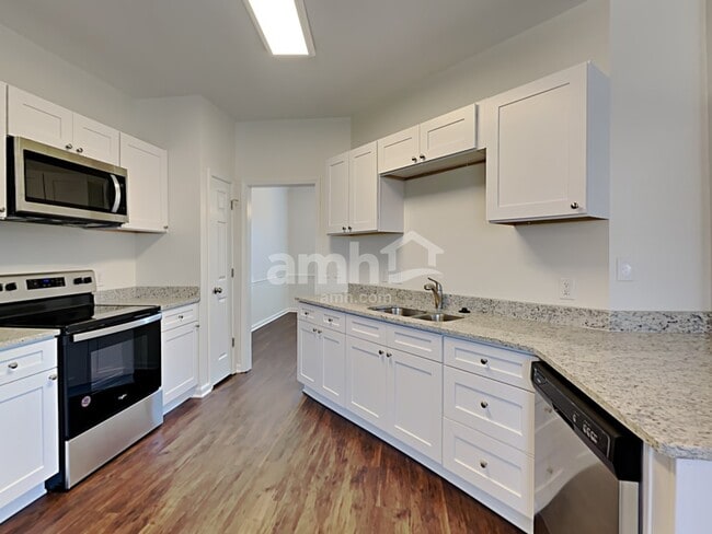 Photo - 9276 Durhamshire Dr