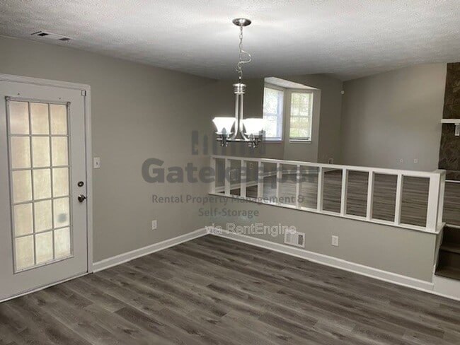 Photo - 7345 Chaucer Ct