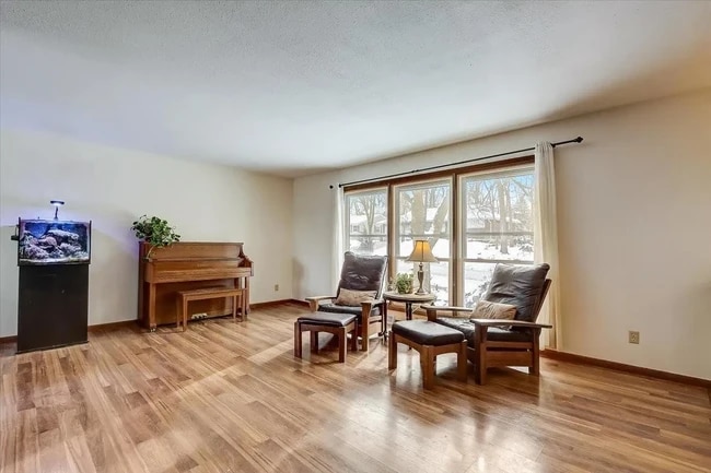 Photo - 4906 Academy Dr