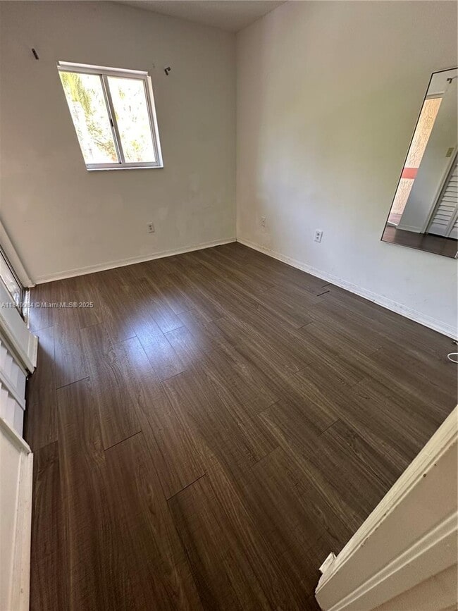 Building Photo - 920 NW 78th Ave Rental
