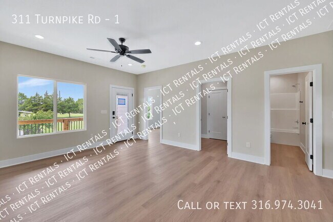 Photo - 311 Turnpike Rd