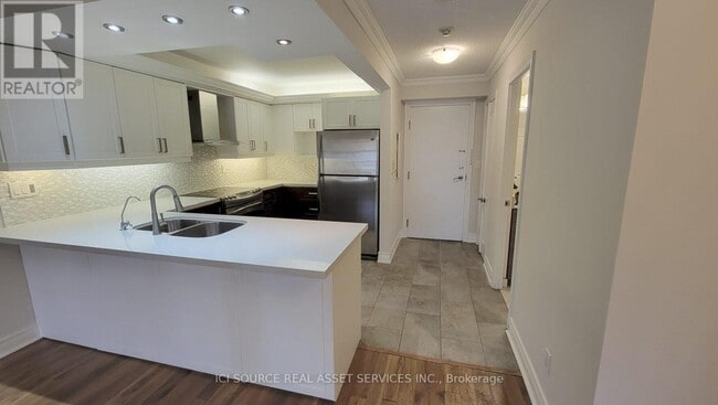 Photo - 5418 Yonge St Unit 903