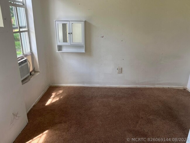 Photo - 421 N 10th St