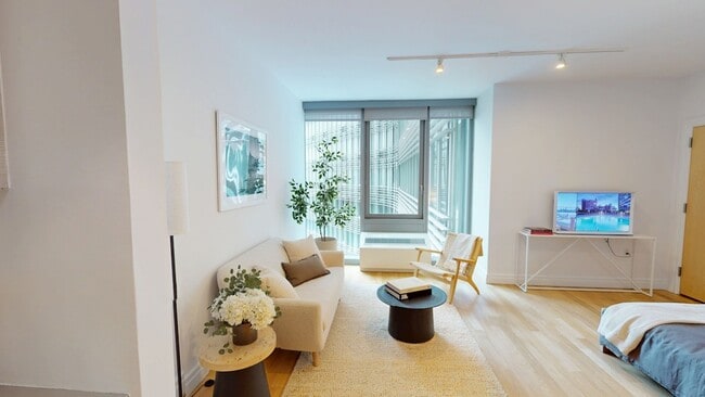Photo - 553 W 53rd St Unidad 1412