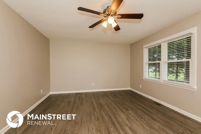 Photo - 515 Meadowview Dr