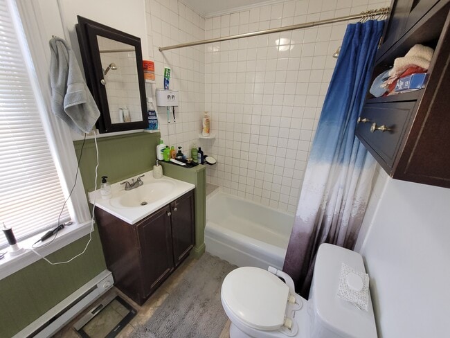 Photo - 422 Gold St