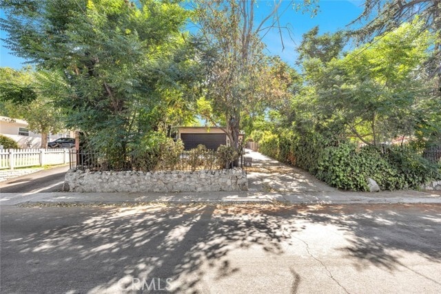 Photo - 10528 Hillhaven Ave