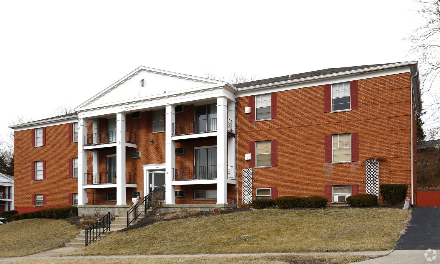 Photo - Mohawk Trail Apartments