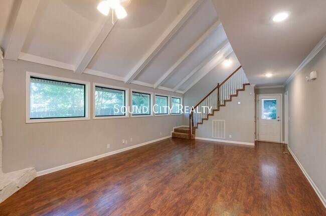 Photo - 625 Mercer Dr Unit A