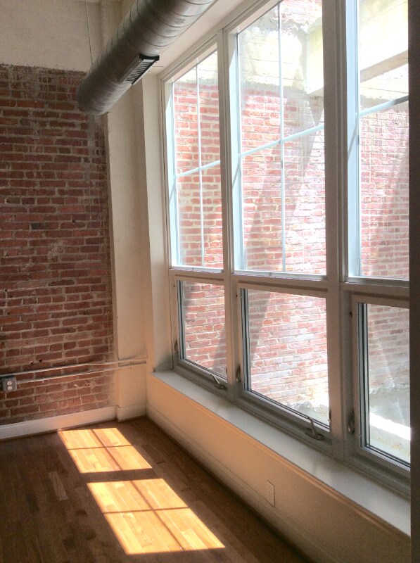 Photo - 311 W Baltimore St