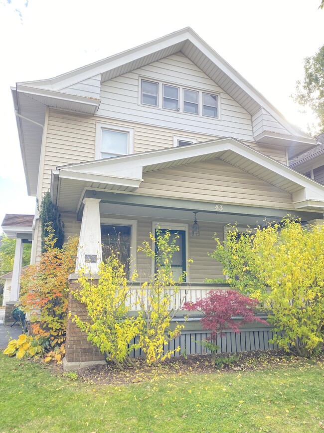 Front of the house - 43 Richland St House