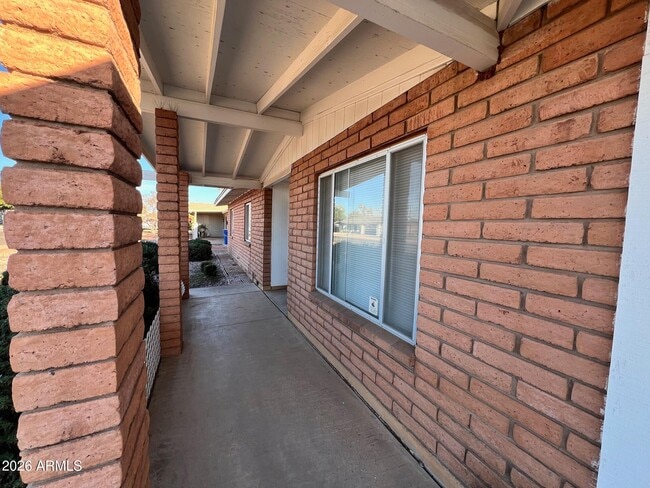 Photo - 551 W Gail Dr