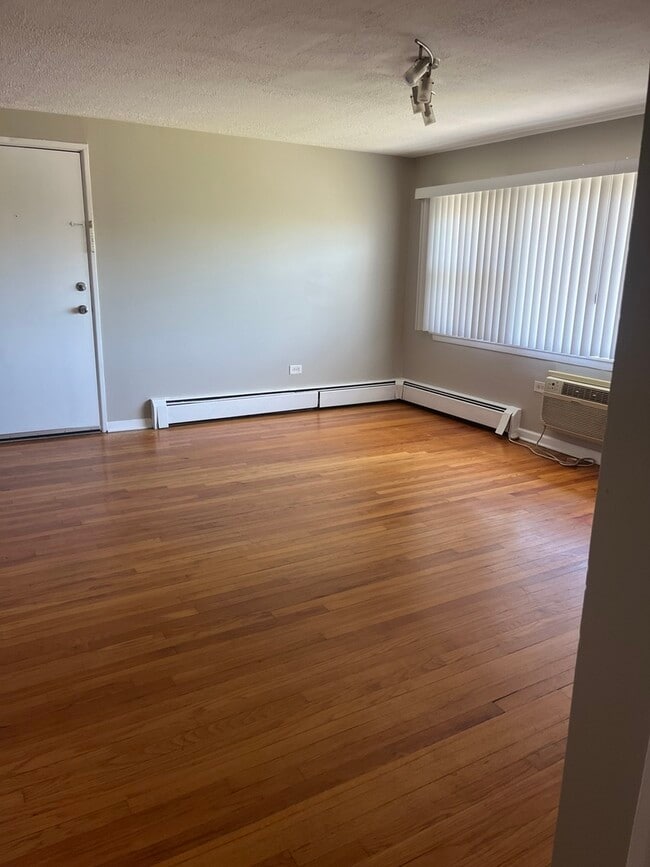 Photo - 10933 S Lloyd Dr Unit 3D