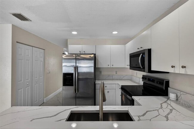 Photo - 85 Citrus Park Ln