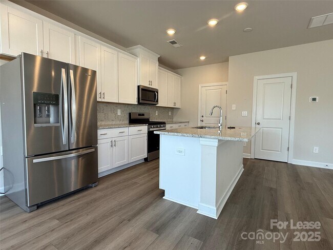 Photo - 160 Bird Dog Dr