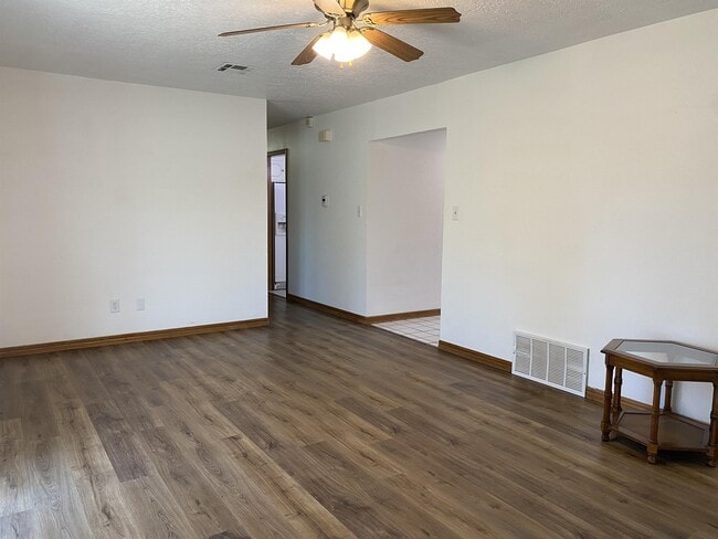 Photo - 227 W Ridge Rd