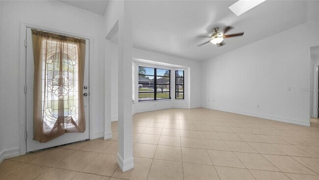 Photo - 367 Mendoza St