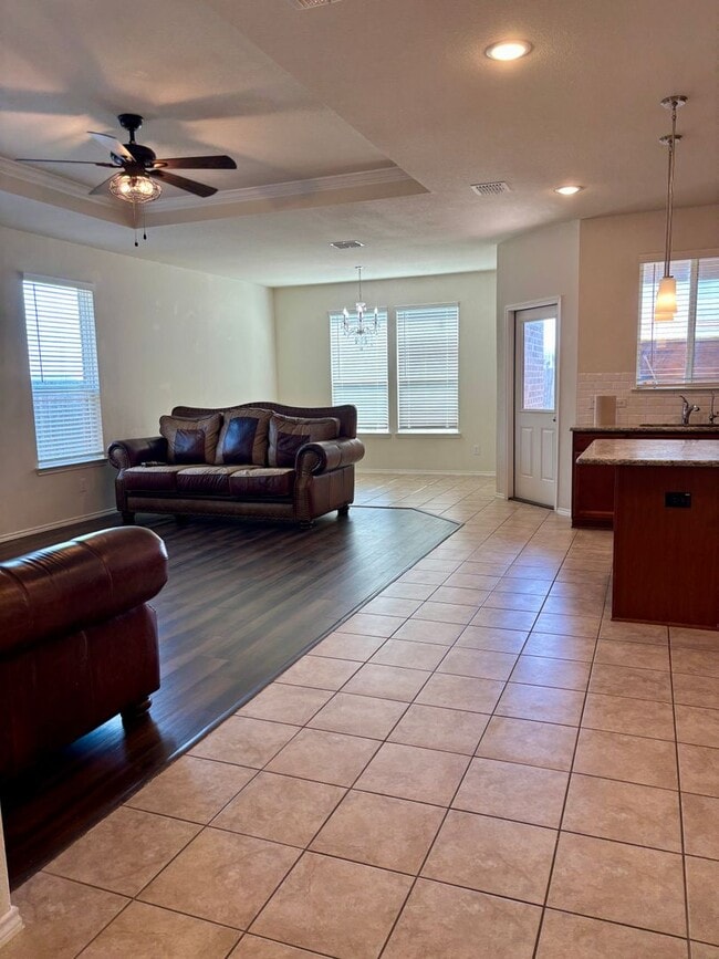 Photo - ? Beautiful 4-Bedroom Single-Story in Fort...