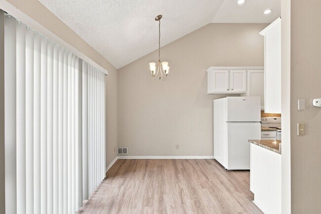 NEW 1720-1722-1724-1726 N Chapman Lane