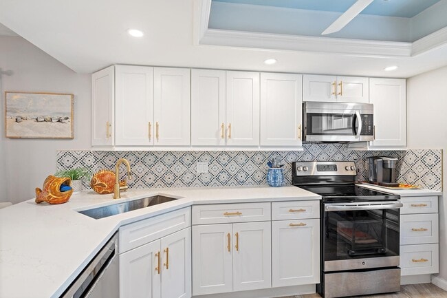 Photo - 9170 SE Riverfront Terrace Unit H