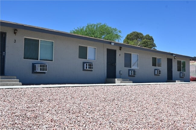 Building Photo - 320 N 16th St Unit 2