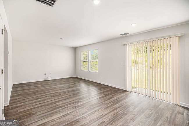 Photo - 532 Pemberton St
