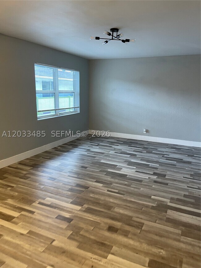 Photo - 1532 SW 5th St Unit D
