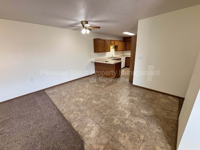 Photo - 455 22nd St E Unidad E