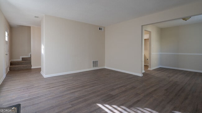 Photo - 6218 Creekford Ln