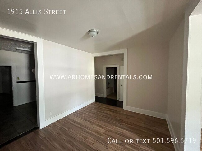 Photo - 1915 Allis St
