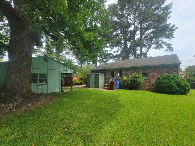 Photo - 1003 White Pine Dr