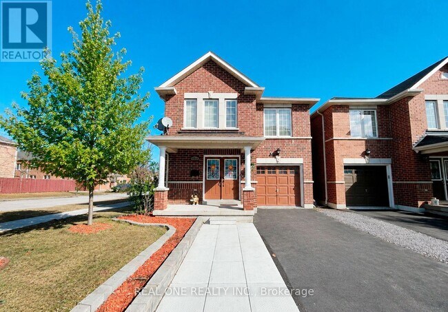Photo - 1098 Sandhurst Cir