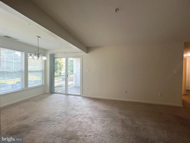 Photo - 7532 Coxton Ct Unidad 128