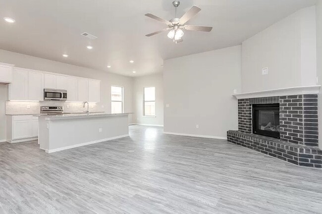 Photo - NOW PRE LEASING: Gorgeous 3 Bedroom Home In Greenwood (Midland TX)