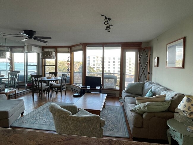 Photo - 215 E Grand Ave Unit Diplomat 607