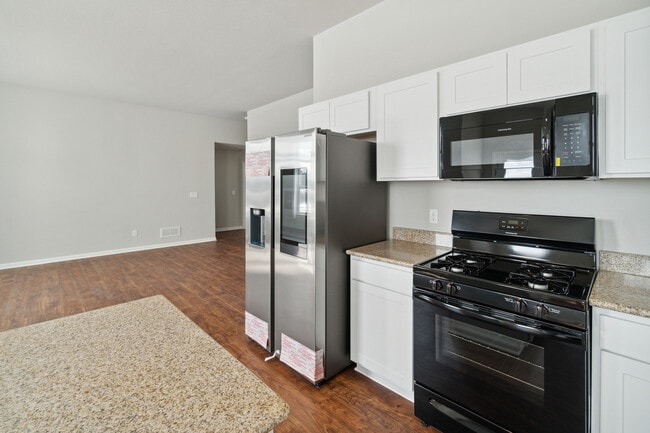 Photo - 2655 Claremont Dr