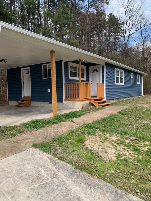 Building Photo - 1635 Dogwood Dr