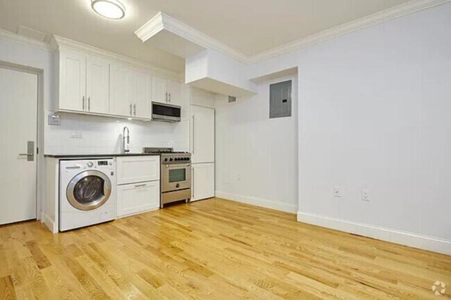 Building Photo - 2 bedroom in New York NY 10010 Unit 6C Rental