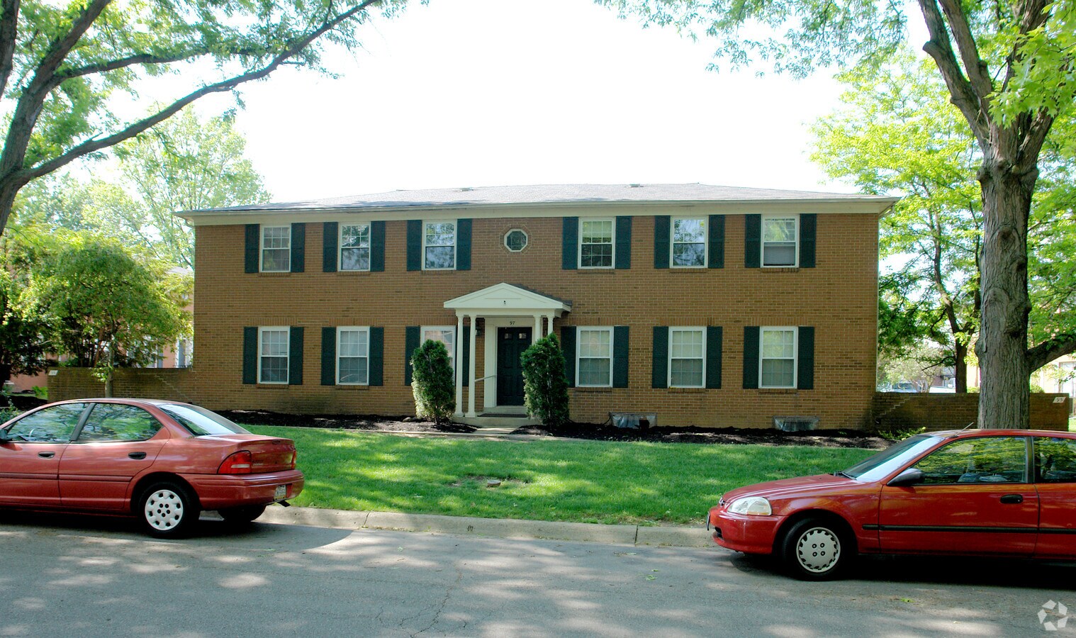 Photo - 95-99 Georgetown Dr Apartments