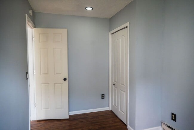 Photo - 1210 Main St Unit 3