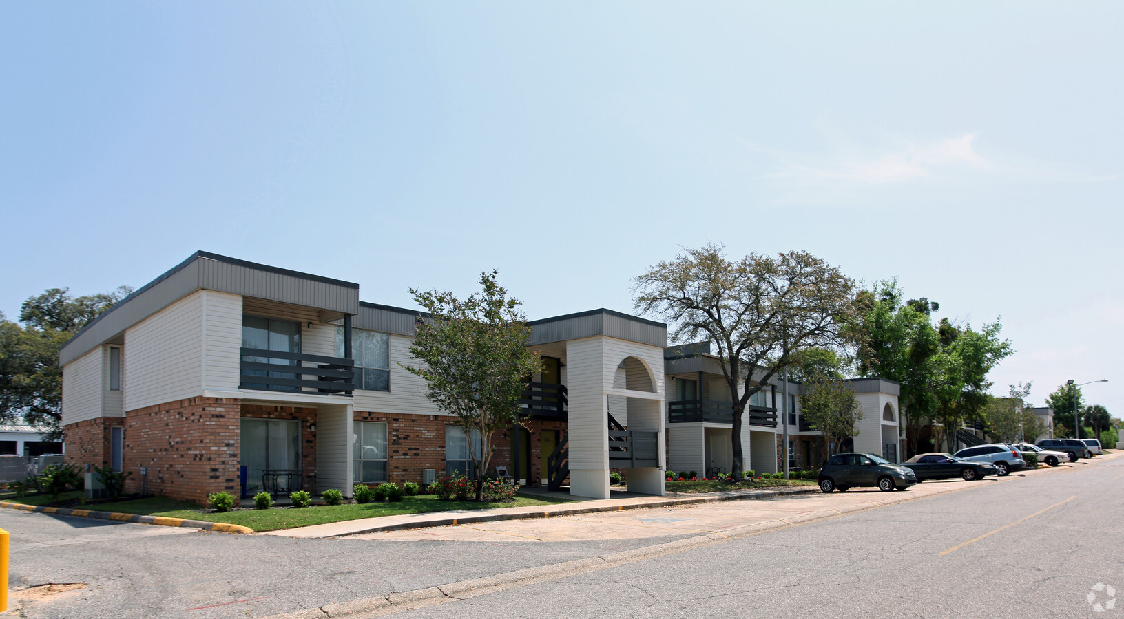 WillowBrook Apartments - WillowBrook Apartments