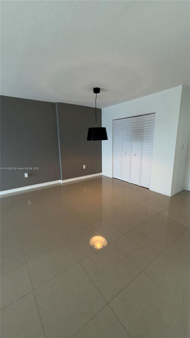 Photo - 400 Kings Point Dr Unit 1207