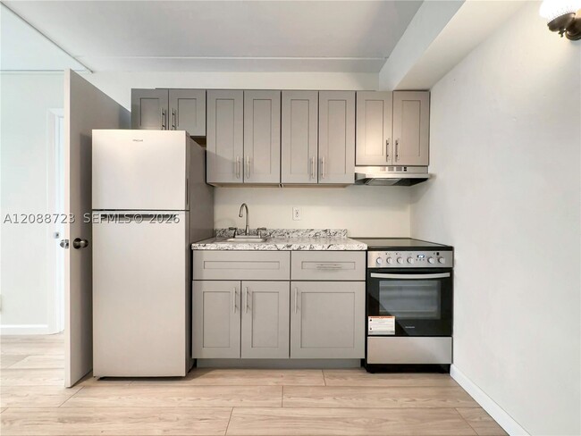 Photo - 3211 SW 44th St Unit 108