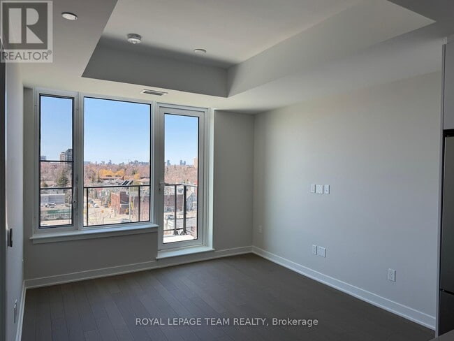 Photo - 360 Deschâtelets Ave. Unité #803