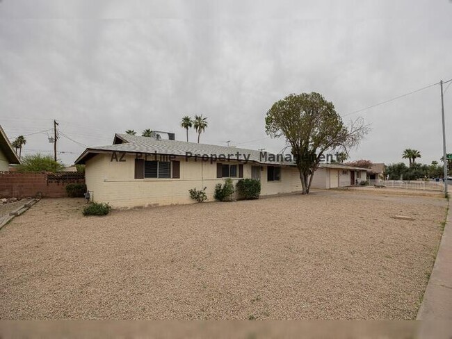 Photo - 427 E Malibu Dr