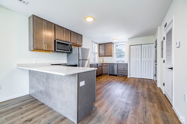 1 habitación, 1 baño - 789 pies cuadrados - Cocina - 2900 Colerain Ave Apartamentos