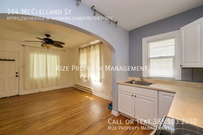 Photo - 164 McClelland St