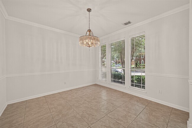 Photo - 3218 Twinmont Ln