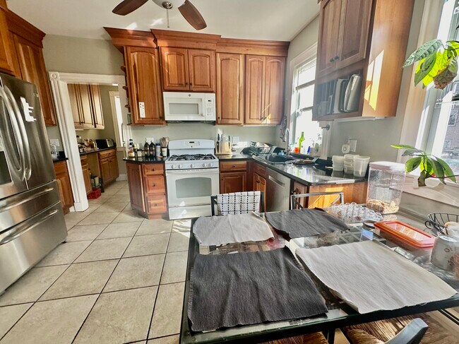 Photo - 166 Magazine St Unit 1